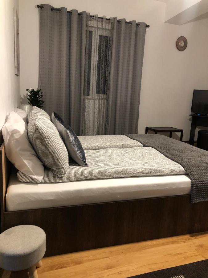 Apartament Basak 2 Apartment เดวา ภายนอก รูปภาพ