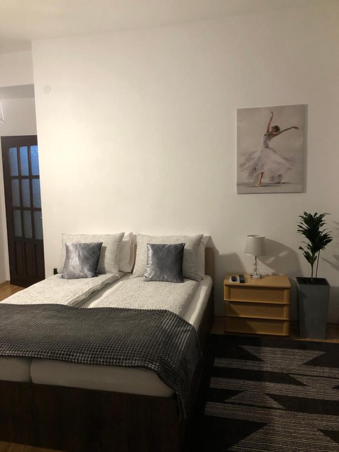 Apartament Basak 2 Apartment เดวา ภายนอก รูปภาพ