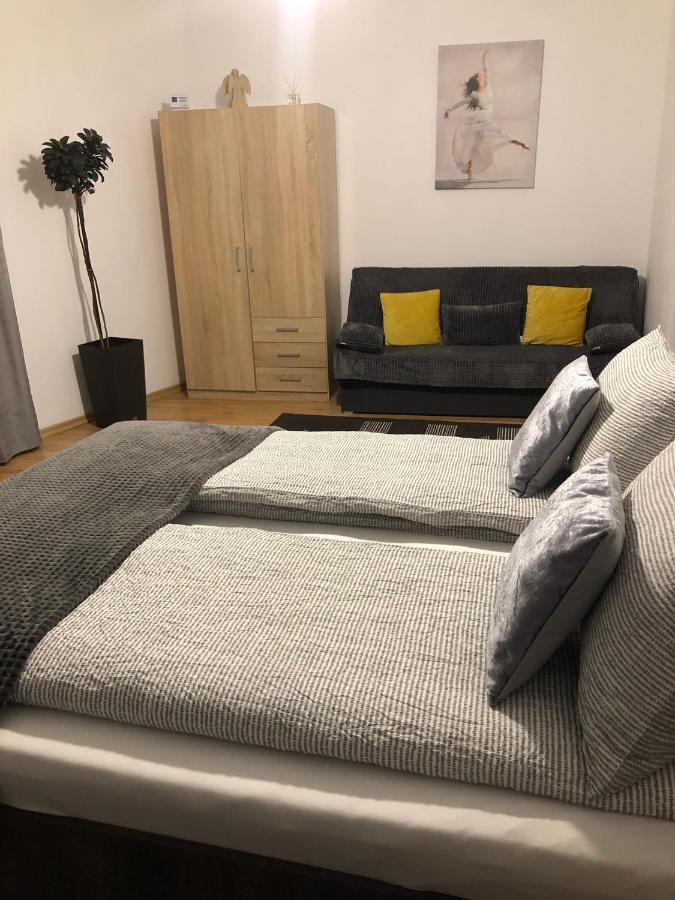 Apartament Basak 2 Apartment เดวา ภายนอก รูปภาพ